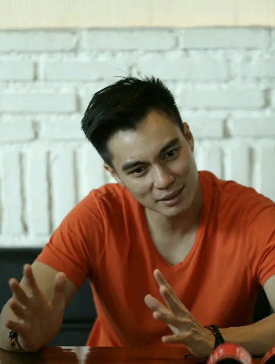 Sebagai pemeran yang telah banyak bermain dalam layar kaca maupun layar lebar, Baim Wong tidak begitu saja menerima tawaran yang datang. Ia tidak mau sembarangan terima yang bisa berakibat tidak baik pada namanya. (Galih W. Satria/Bintang.com)