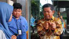 Sekretaris jenderal Partai Golkar versi Munas Bali, Idrus Marham mendatangi gedung Kemenkumham, Jakarta, Rabu (4/3/2015). Idrus mengingatkan kubu Agung cs agar tidak mengklaim kemenangan terkait putusan Mahkamah Partai. (Liputan6.com/Yoppy Renato)