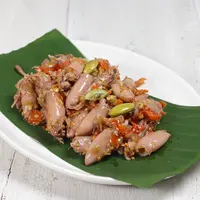 Ilustrasi sambal cumi asin/copyrightshutterstock/sri widyowati