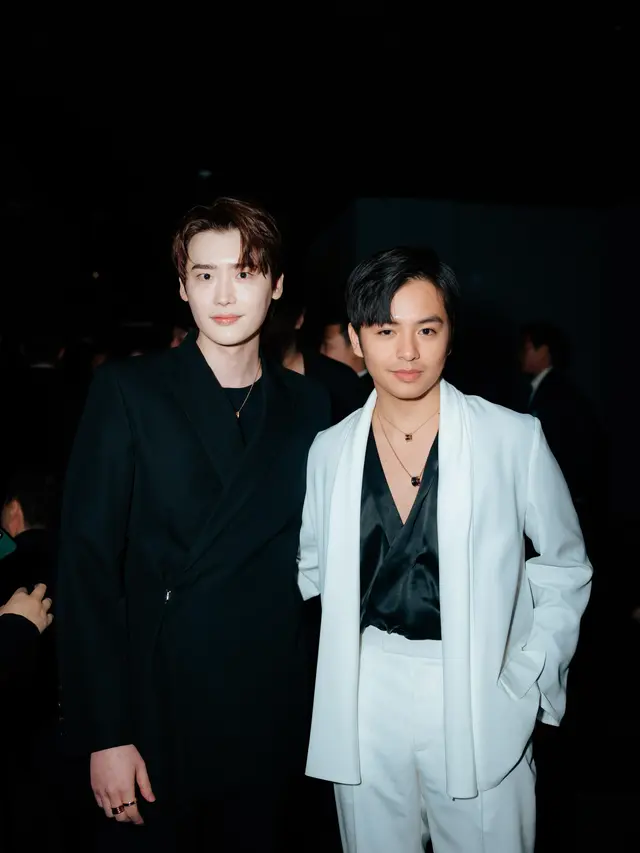 Angga Yunanda dan Lee Jong Suk di Bulgari Studio (Photos by Bulgari & Imanuel Abraham @snap.nuel)
