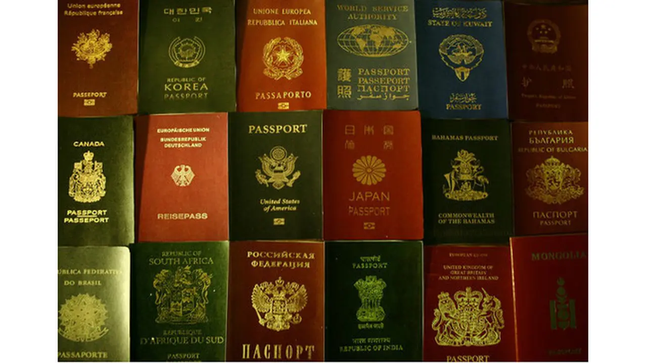 Warga Amerika dan Inggris Miliki Paspor Terkuat di Dunia