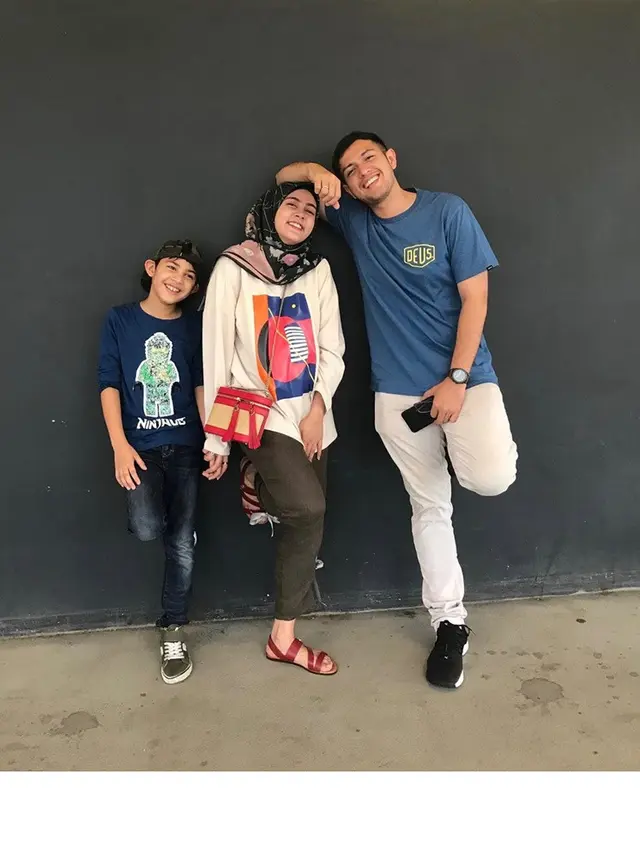 Istri Rifky Balweel Melahirkan Anak Laki-Laki, Ini 7 Potret Kehamilannya