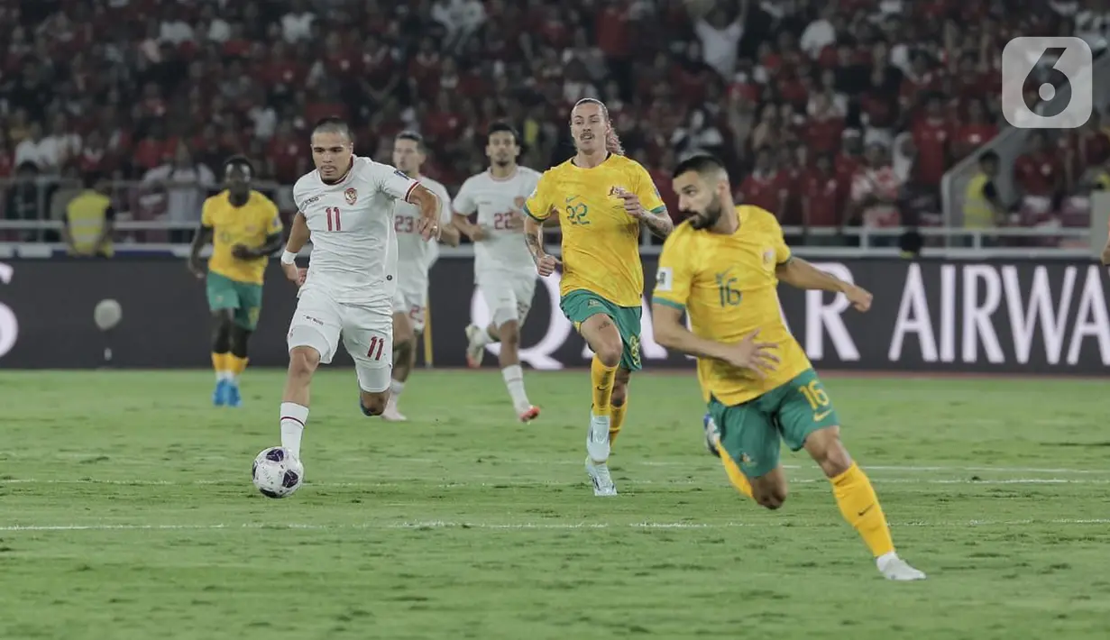 Beberapa peluang berhasil dicetak oleh pemain Indonesia dan Australia namun tak satu pun berubah menjadi gol. (Liputan6.com/Angga Yuniar)