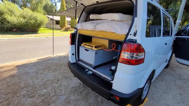 Campervan APV/Youtube Hugh and Rebecca