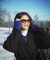 Siti Adira Kania, anak Aldi Bragi dan Ikke Nurjanah kian beranjak dewasa. Penampilannya memiliki personal style yang keren dan timeless. (Foto: Instagram/ Siti Adira Kirana)