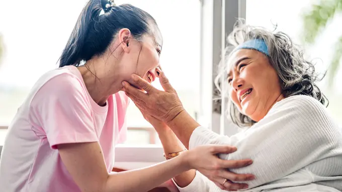 cinta ibu dan makna senyuman