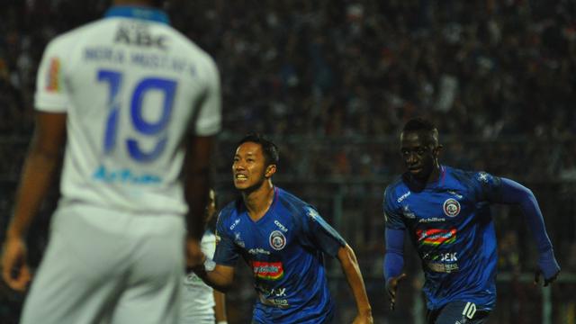 Memori Duel Arema Vs Persib di Kanjuruhan