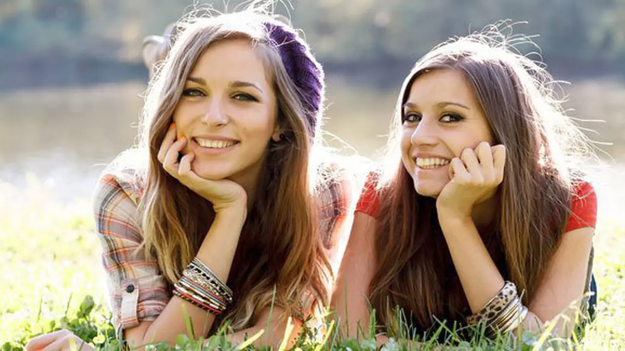 Zodiak paling dekat dengan saudaranya/copyright Shutterstock.com