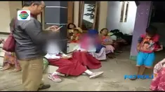 Korban SV menceritakan bagaimana mereka tiba-tiba didekati seorang pemuda yang mengendarai sepeda motor usai mendaftar ulang di sekolah. 