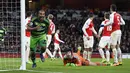 Pemain Swansea City, Ashley Williams  merayakan golnya ke gawang Arsenal pada lanjutan Liga Inggris pekan ke-28 di Stadion Emirates, London, Kamis (3/3/2016) dini hari WIB. (Reuters / Dylan Martinez)