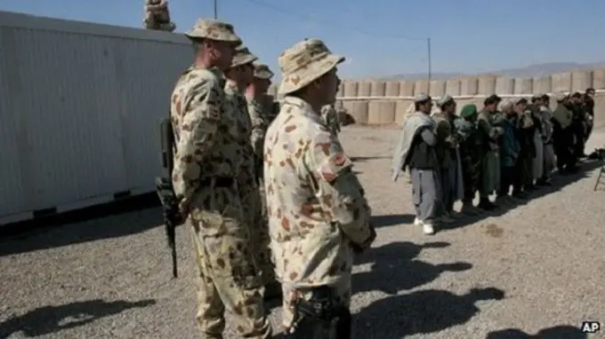 Personel tentara Australia melatih dan membimbing tentara Afghanistan (AP)