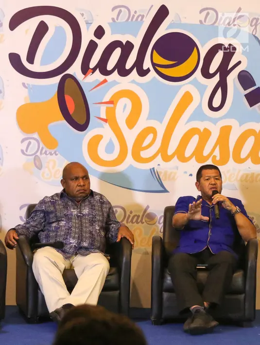 Anggota DPR RI terpilih Fraksi Partai Nasdem Roberth Rouw dan Bupati Lanny Jaya Befa Yigibalom menjadi pembicara dalam dialog Selasa di Jakarta Selasa (10/9/2019). Dialog mengusung Papua Bicara Papua: Dari Papua untuk NKRI mencari solusi masalah papua untuk keutuhan NKRI. (Liputan6.com/Angga Yuniar)
