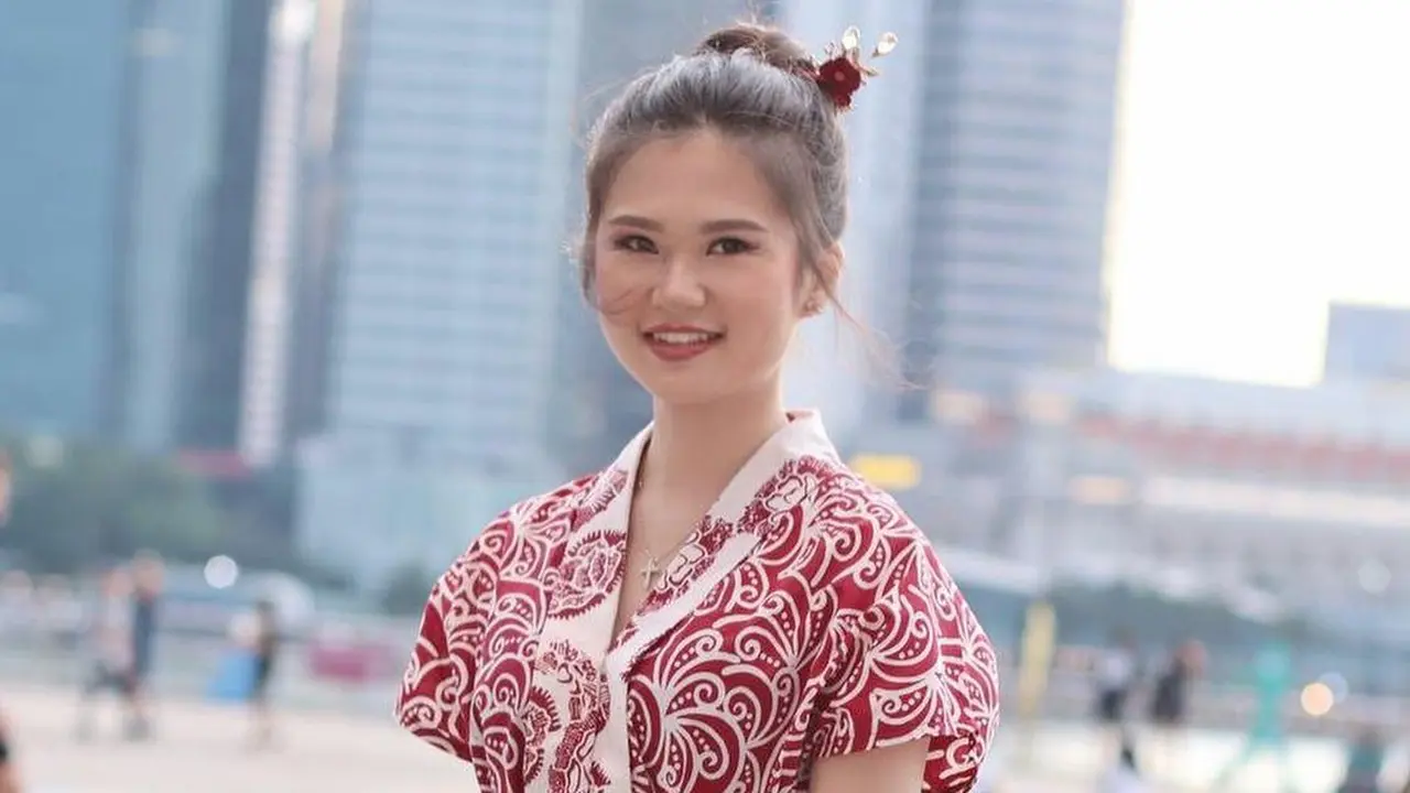 7 Transformasi Penampilan Felicia Tissue, Kini Makin Memesona dan Stylish