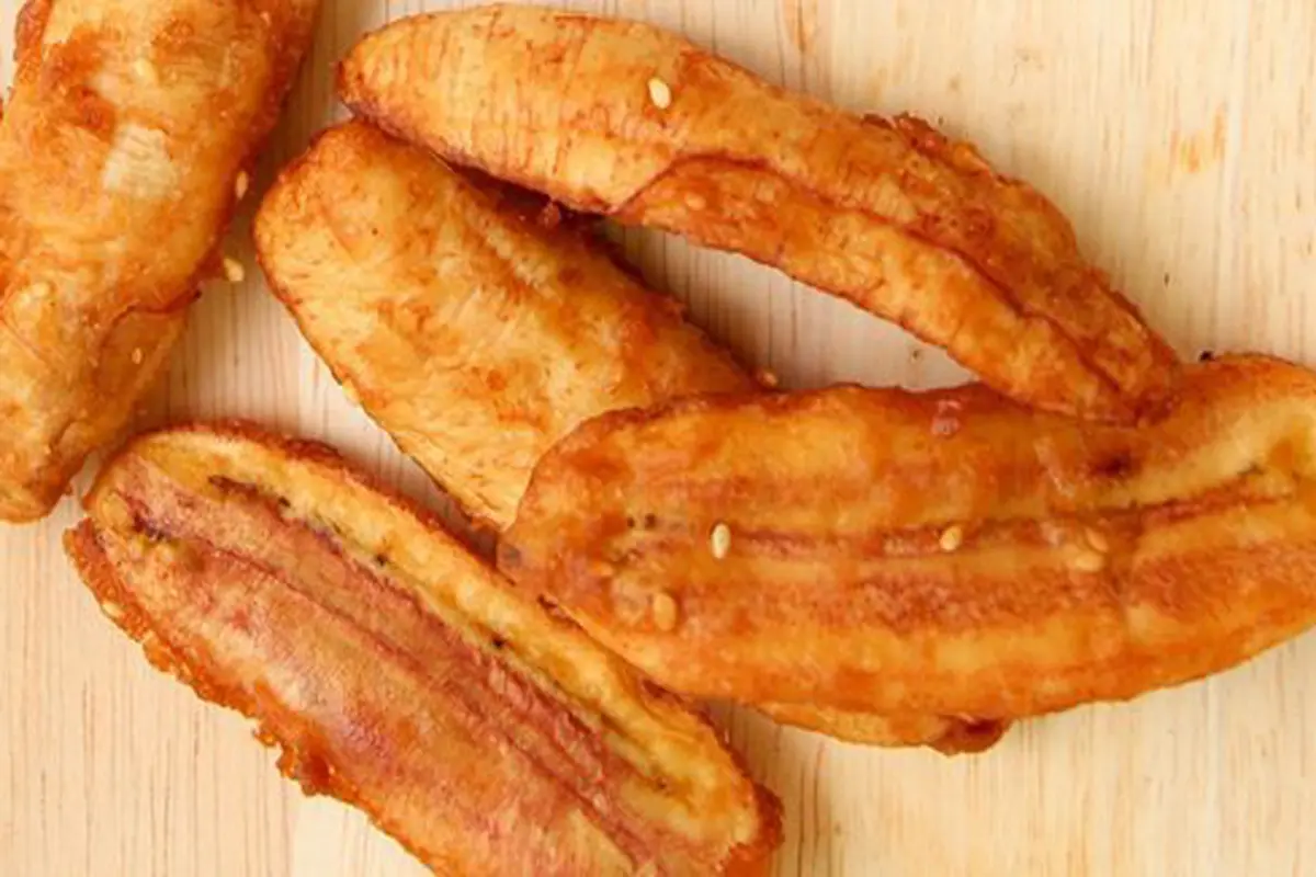 Pisang goreng Thailand/copyright Shuttertsock.com