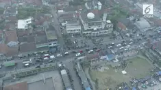 Arus mudik pada h-4 di kawasan Sumedang, semakin diramaikan oleh pemudik, dengan tujuan Majalengka, Cirebon dan Jawa Tengah. Sampai saat ini, kendaraan pemudik masih didominasi oleh roda empat.