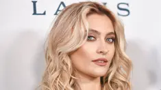 Paris Jackson saat menghadiri Gala Harold and Carole Pump Foundation 2022 di The Beverly Hilton, Beverly Hills, California, Amerika Serikat, 19 Agustus 2022. Paris Jackson tampil menawan dalam acara tersebut. (Rodin Eckenroth/Getty Images/AFP)