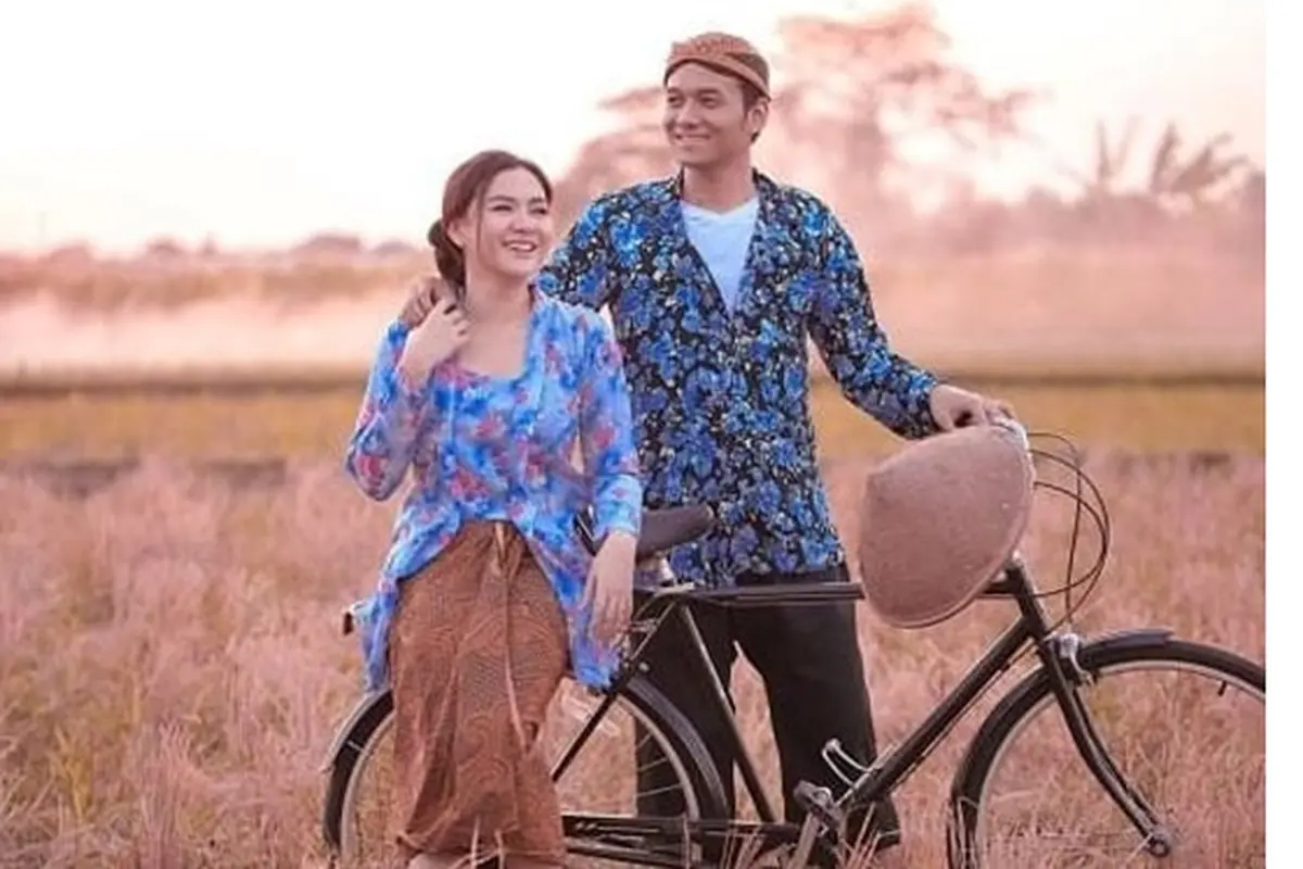 6 Foto Lawas Prewedding Vicky Shu Tema Bertani, Sederhana Tapi Berkesan