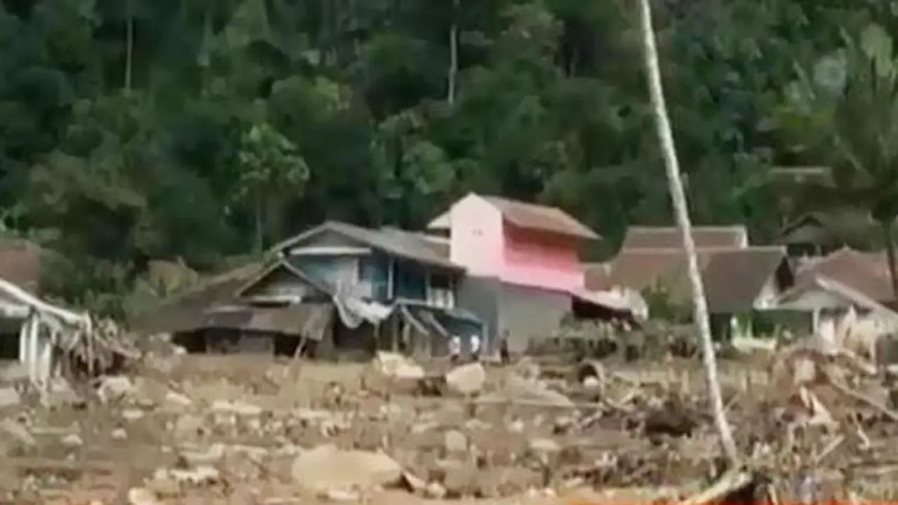VIDEO: Penebangan Liar Diduga Picu Banjir Bandang di Subang