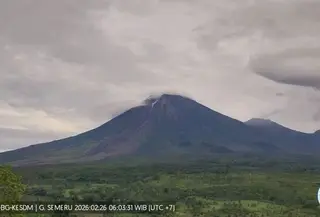 Penampakan Gunung Semeru secara visual. (Foto: Istimewa)