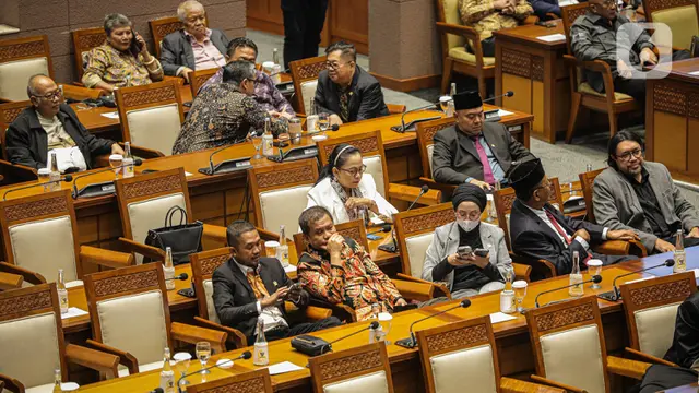 Sidang Paripurna DPR