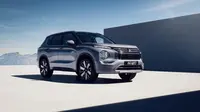 Mitsubishi Outlander PHEV Terbaru Hadir dengan Baterai Lebih Besar dan Tenaga Meningkat