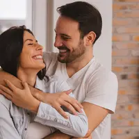Salah satu kunci kebahagiaan suami dalam rumah tangga adalah Miss V milik istrinya awet muda. Bagaimana cara mewujudkannya?