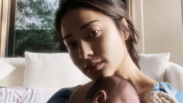 Nikita Willy dan Indra Priawan Rayakan Sebulan Kelahiran Anak Kedua, Penuh Momen Bahagia (credit: instagram.com/nikitawillyofficial94).