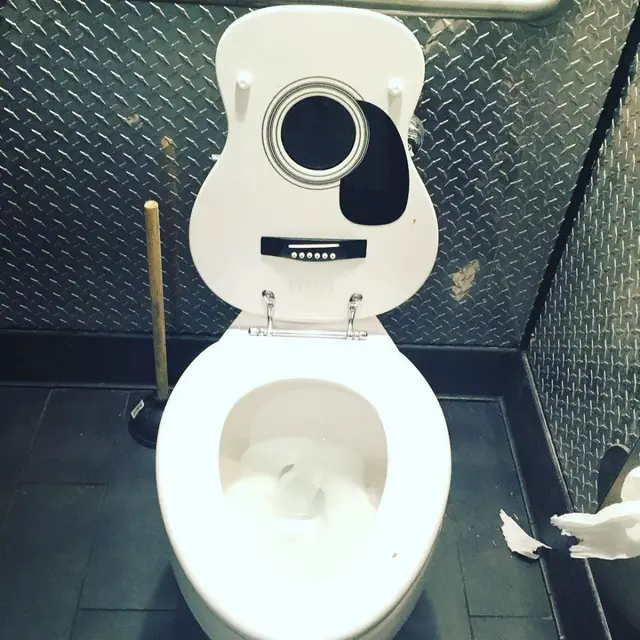 Jauh dari Kata Jorok, 6 Penampakan WC Ini Estetik Banget