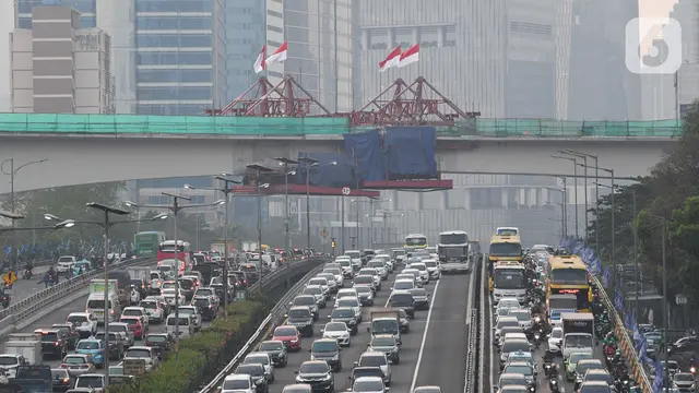 Tiang Pancang LRT Rute Cawang-Kuningan-Dukuh Atas Tersambung