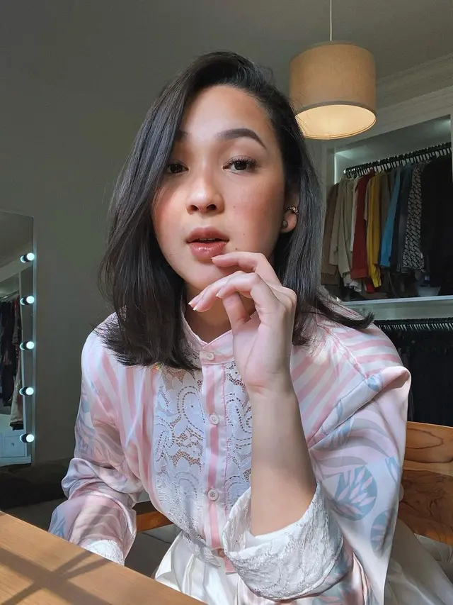 Unggah Foto Bareng Steffi Zamora, Ini 6 Cewek yang Dekat dengan Fero Walandouw