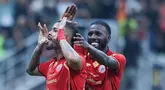 Pemain Persija Jakarta, Maxwell, bersama Allano berselebrasi setelah mencetak gol ke gawang Persita Tangerang dalam laga pekan pertama BRI Super League 2025/2026 di Jakarta International Stadium (JIS), Minggu (10/8/2025) malam WIB. (Bola.com/M Iqbal Ichsan)