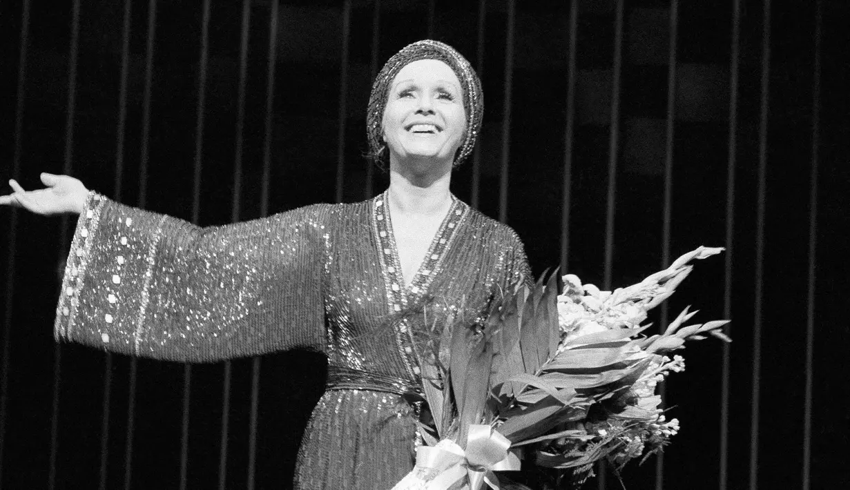  Debbie Reynolds saat tampil dalam sebuah acara. Debbie Reynolds adalah ibu dari pemeran Putri Leia dalam film-film Star Wars, Carrie Fisher. (AP Photo)