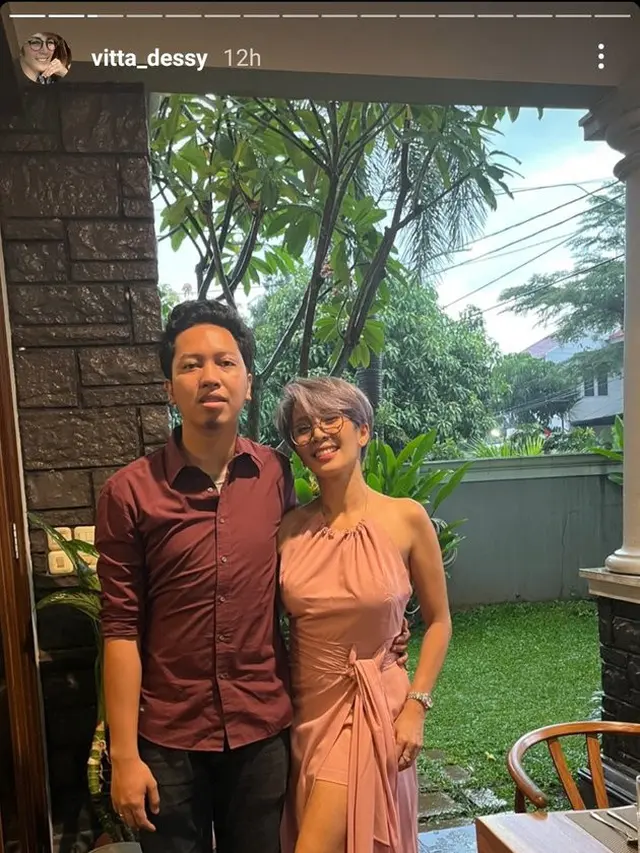 7 Potret Ari Lasso Rayakan Ultah Istri, Tampil Bahagia di Tengah Lawan Kanker