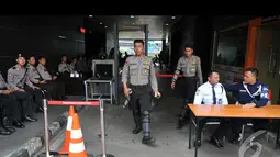 Pihak Kepolisian akan mengamankan bagian dalam dan luar gedung Mahkamah Konstitusi sampai jalan-jalan di sekitar gedung Mahkamah Konstitusi, Jakarta, Rabu (20/8/2014) (Liputan6.com/Johan Tallo)