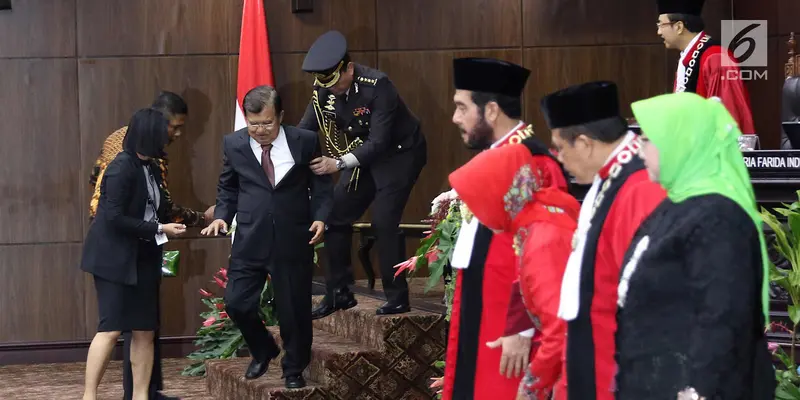 Jusuf Kalla hingga Fadli Zon Hadiri Pengucapan Sumpah Ketua MK
