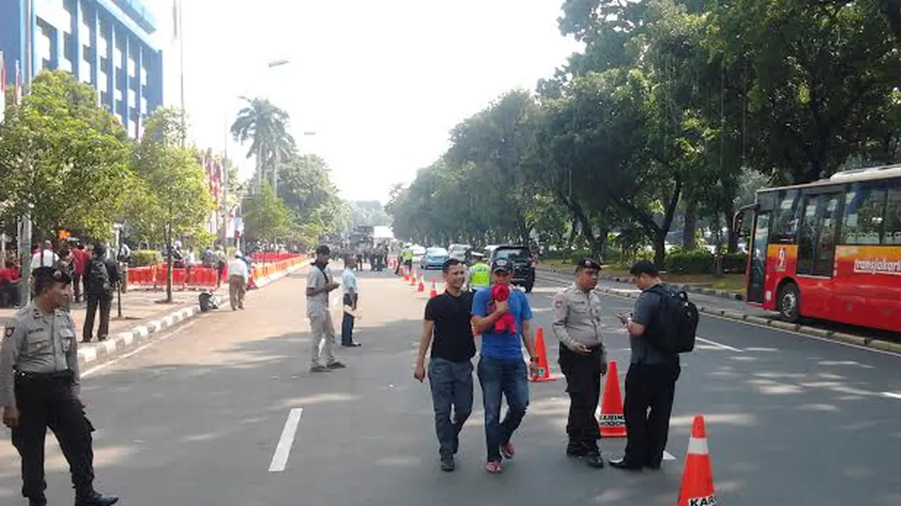 Pendukung Prabowo-Hatta Belum Datang, Medan Merdeka Barat Lancar