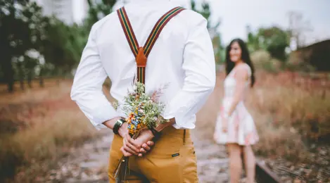 7 Arti Mimpi Disukai oleh Pria Tidak Dikenal yang Bikin Penasaran - Lifestyle Fimela.com