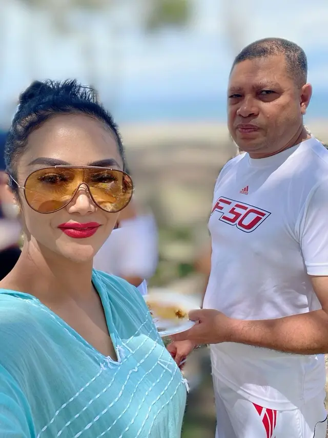 [Fimela] Krisdayanti