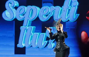 Juicy Luicy Kaget Syahrini Comeback di Panggung HUT SCTV 36 Xtraordinary