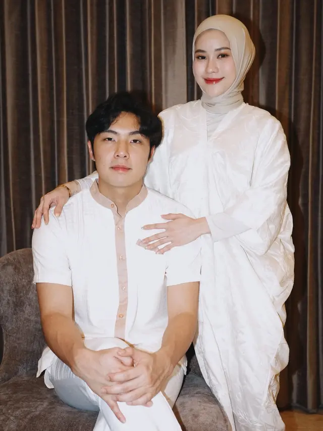 Potret Serasi Pasutri Selebriti Rayakan Lebaran, dari Angga Yunanda-Shenina Cinnamon hingga Yura Yunita-Donne Maula