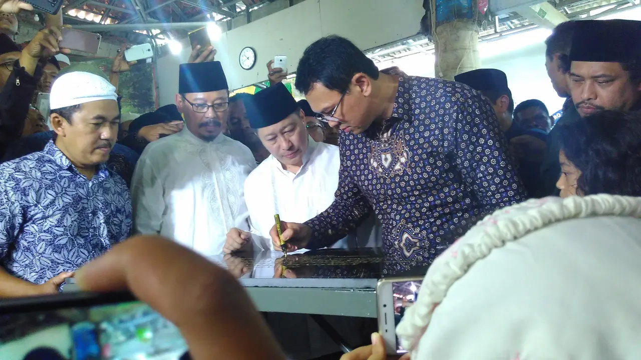 Ahok Mbah Priok