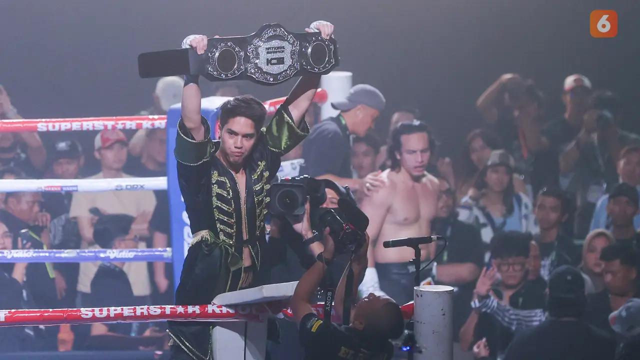 Foto: Cuma Hitungan Detik, El Rumi Bungkus Jefri Nichol di Super Knockout Vol.3