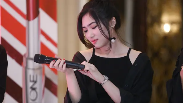 [Bintang] Isyana Sarasvati