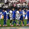 Para pemain Kroasia dan Inggris berjabat tangan sebelum pertandingan Grup L Piala Dunia 2026 antara Inggris dan Kroasia di Stadion Dallas di Arlington pada 18 Juni 2026. (Paul ELLIS/AFP)