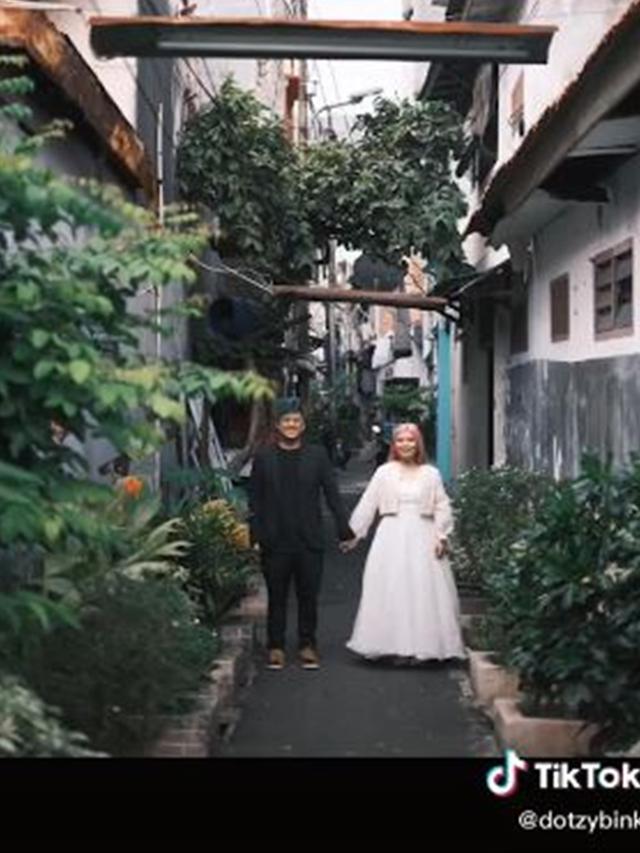 Viral dan Bikin Salut, Ini 6 Potret Prewedding di Gang Sempit dan Padat Penduduk