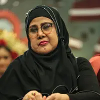 Sejak anak-anaknya mendekam di Tanahan Narkoba Polda Metro Jaya, penyanyi dangdut senior Elvy Sukaesih belum terlihat menjenguk. Meski demikian, sebagai ibu, ia tetap merindukan anak-anaknya yang tersangkut narkoba. (Adrian Putra/Bintang.com)