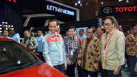 Presiden Jokowi berada di booth Toyota IIMS 2018 (Toyota)