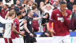 The Gunners sempat dibuat cemas ketika Callum Wilson mencetak gol pada menit ke-95 setelah kemelut di depan gawang David Raya. (AP Photo/Ian Walton)