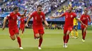 Bek Inggris, Harry Maguire, merayakan gol yang dicetaknya ke gawang Swedia pada laga perempat final Piala Dunia di Samara Arena, Samara, Sabtu (7/7/2018). Inggris menang 2-0 atas Swedia. (AP/Francisco Seco)