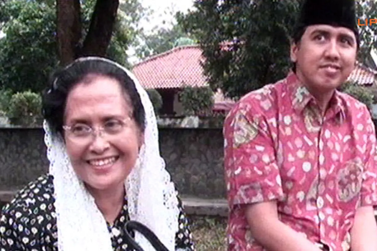 gugun-gondrong-130710b.jpg